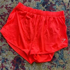 GYMSHARK SHORTS SIZE SM